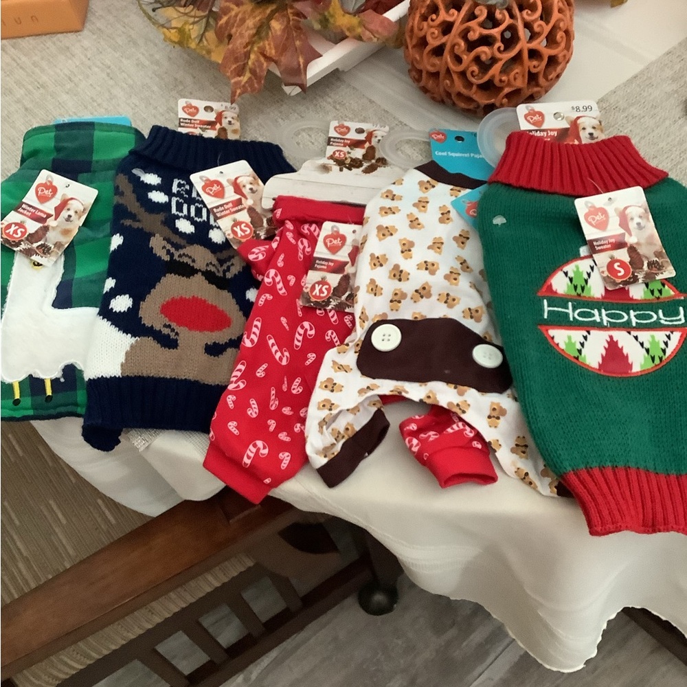 CLOSEOUT 5 Festive Dog Sweaters